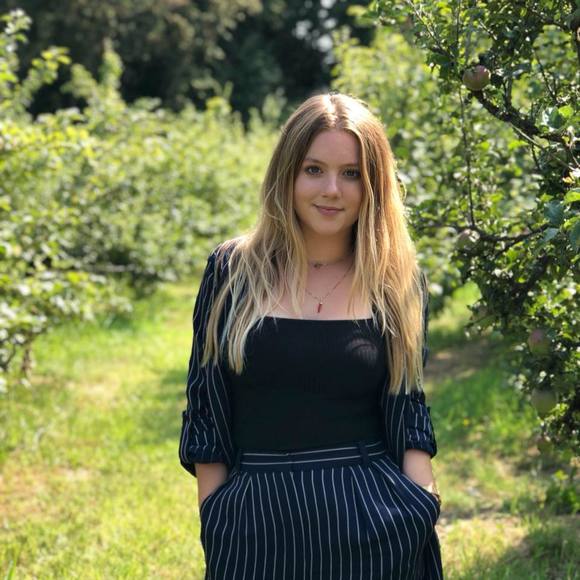 Meet your Posher, Kaira - Picture 1 of 1